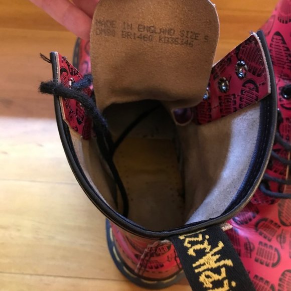 Dr Martens - Made in England – Red DM footprint & logo - 8 hole leather boots - Picture 6 of 15